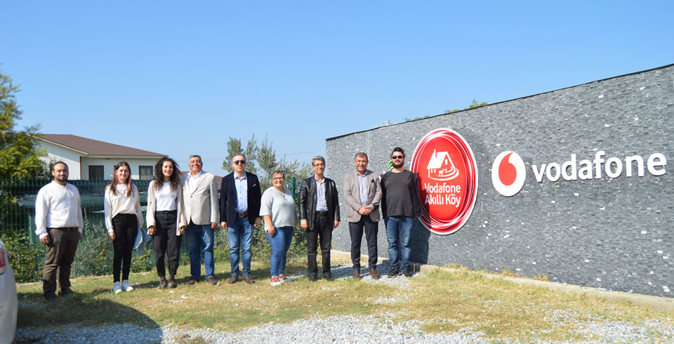GAP BKİ' DEN VODAFONE AKILLI KÖY' E ANLAMLI ZİYARET