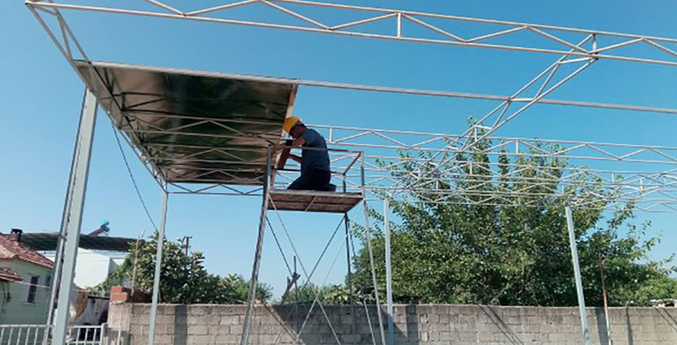 Vodafone Akıllı Köy Zirai Otopark Alanı Sundurmaları Yerleştirildi
